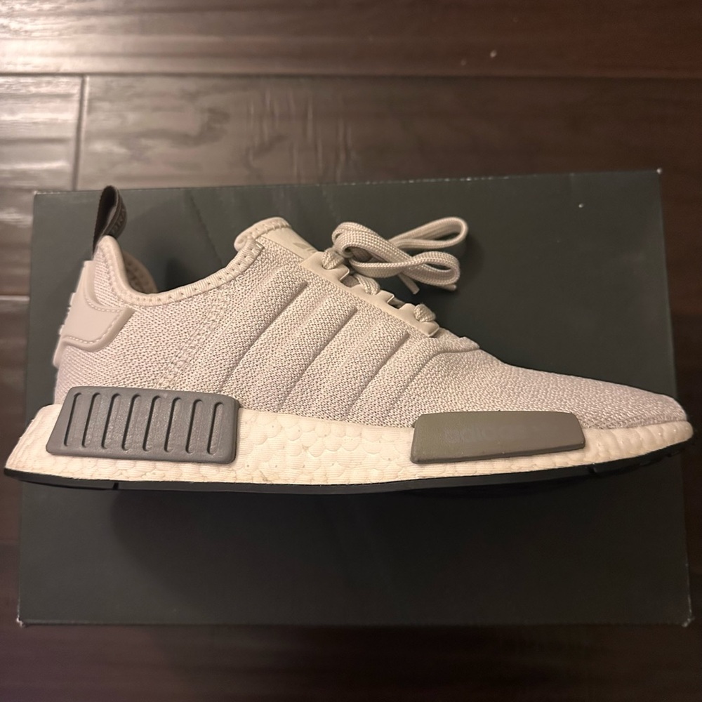 LAST CHANCE Adidas NMD R1 Sneakers